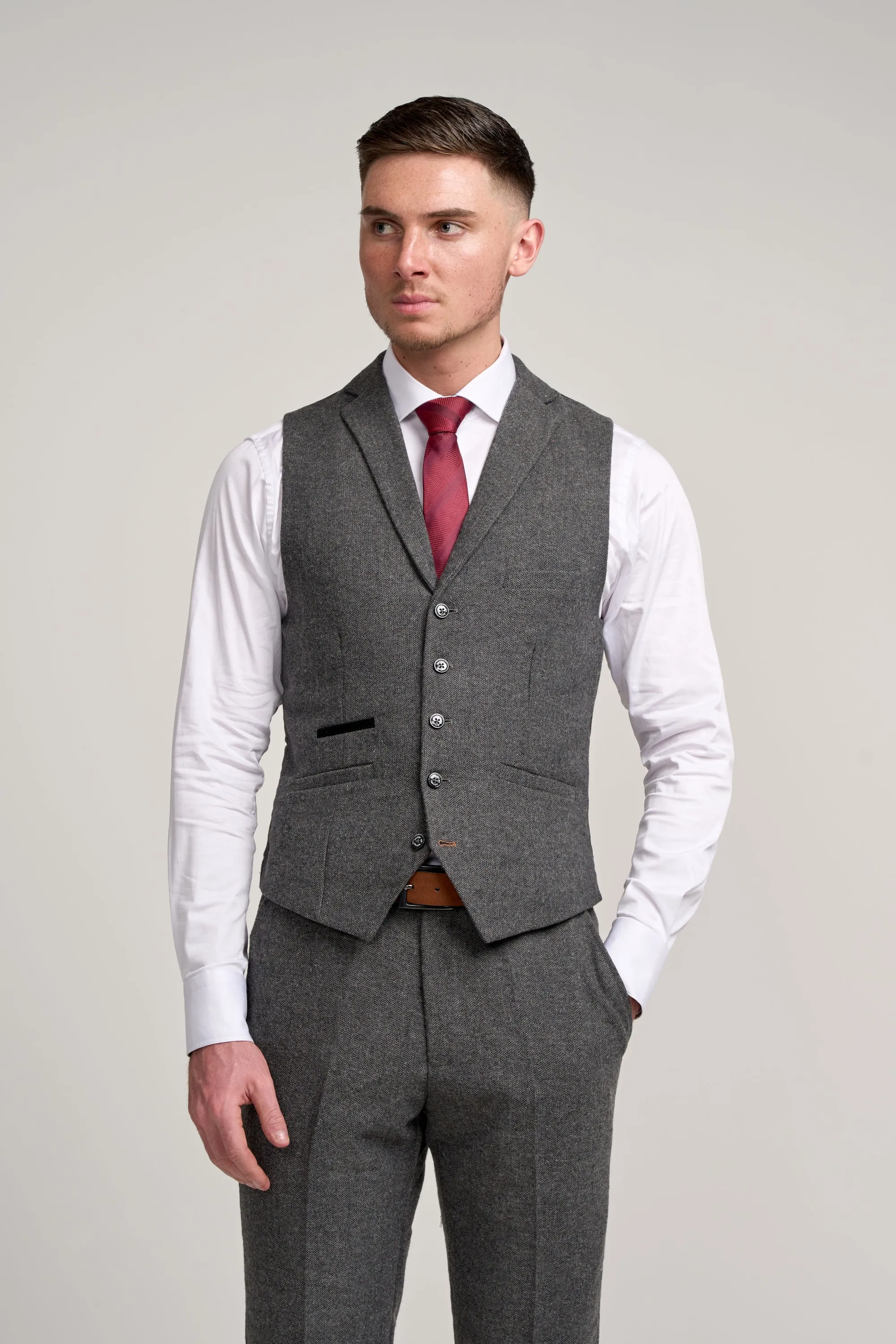 Cosmo Grey Three Piece Suit