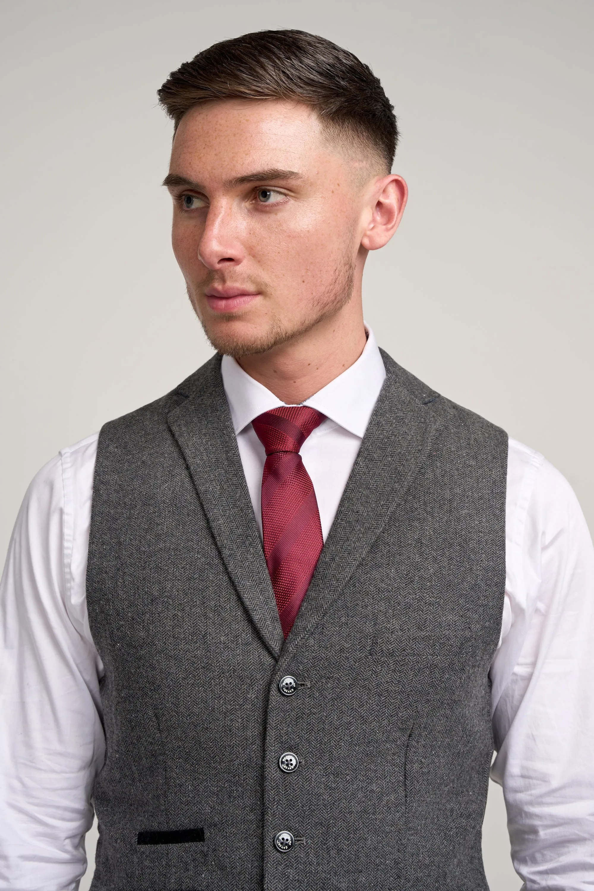 Cosmo Grey Three Piece Suit