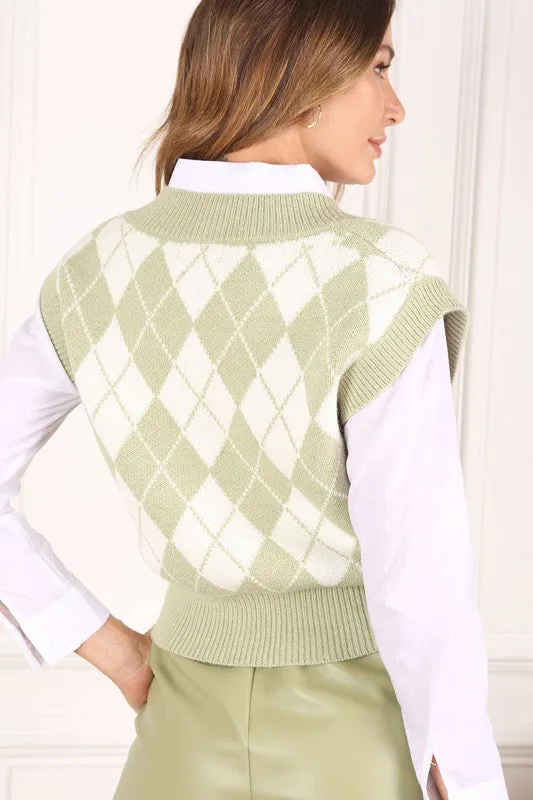 Knitted argyle sweater vest