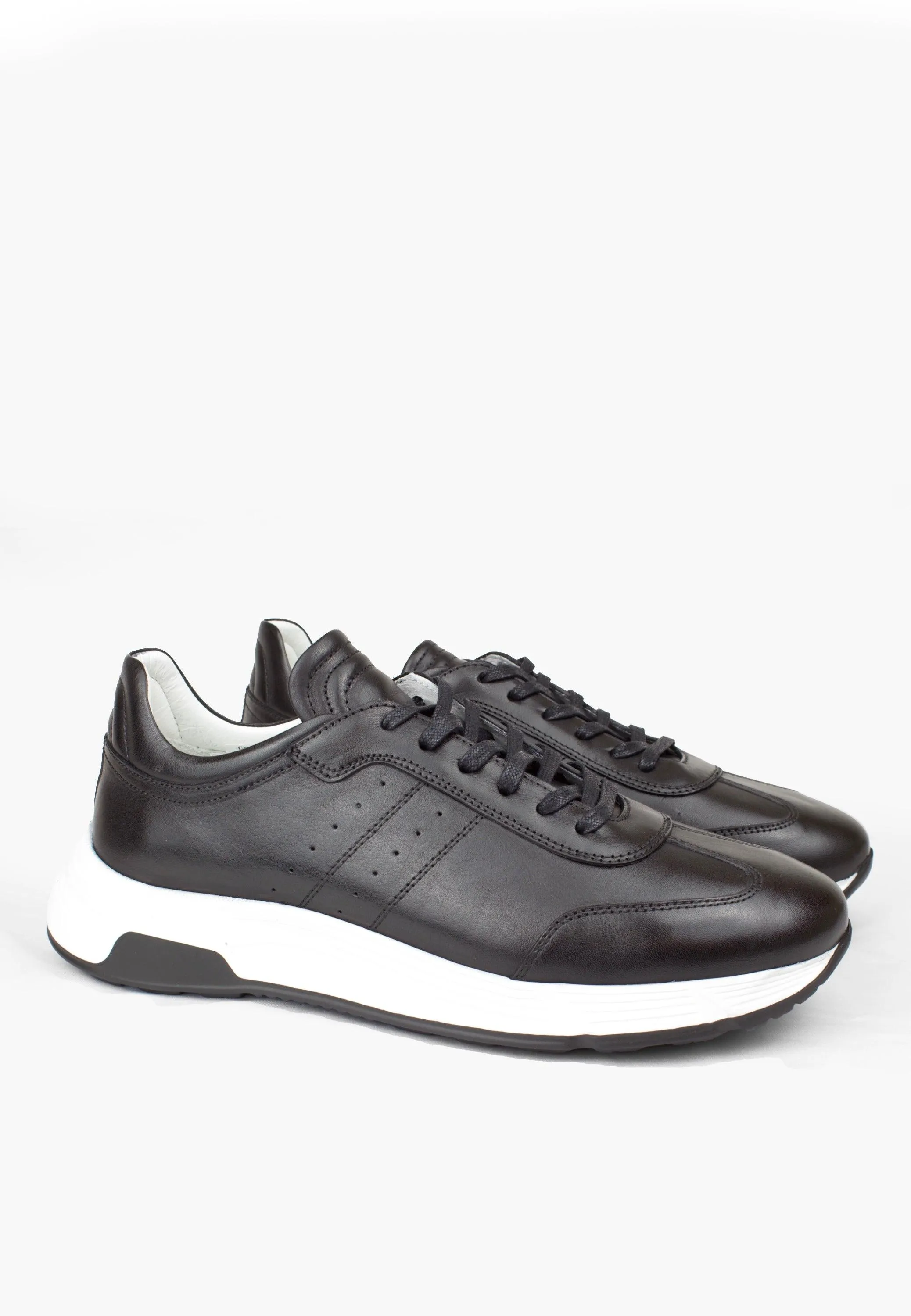 Madison Sneaker Black