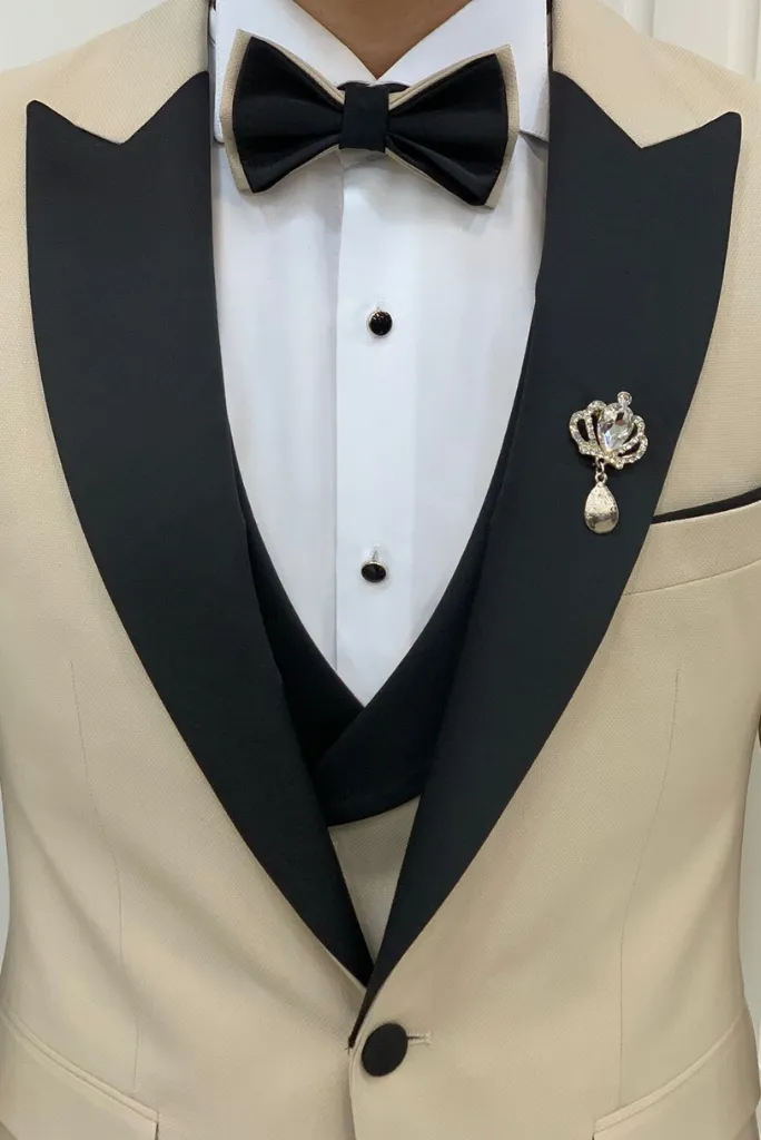 Men 3 Piece Beige Wedding Suit Tuxedo Formal Wear Elegant Slim Fit Suit Formal Party Wear Suit Gift For Him