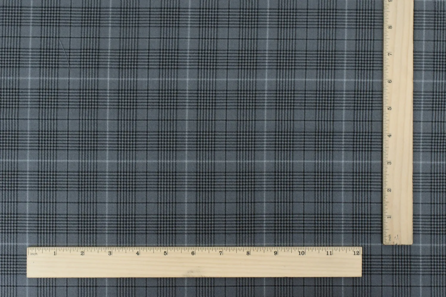 Simple Gray-Black-White Glen Plaid Wool Polyester Twill Woven Fabric